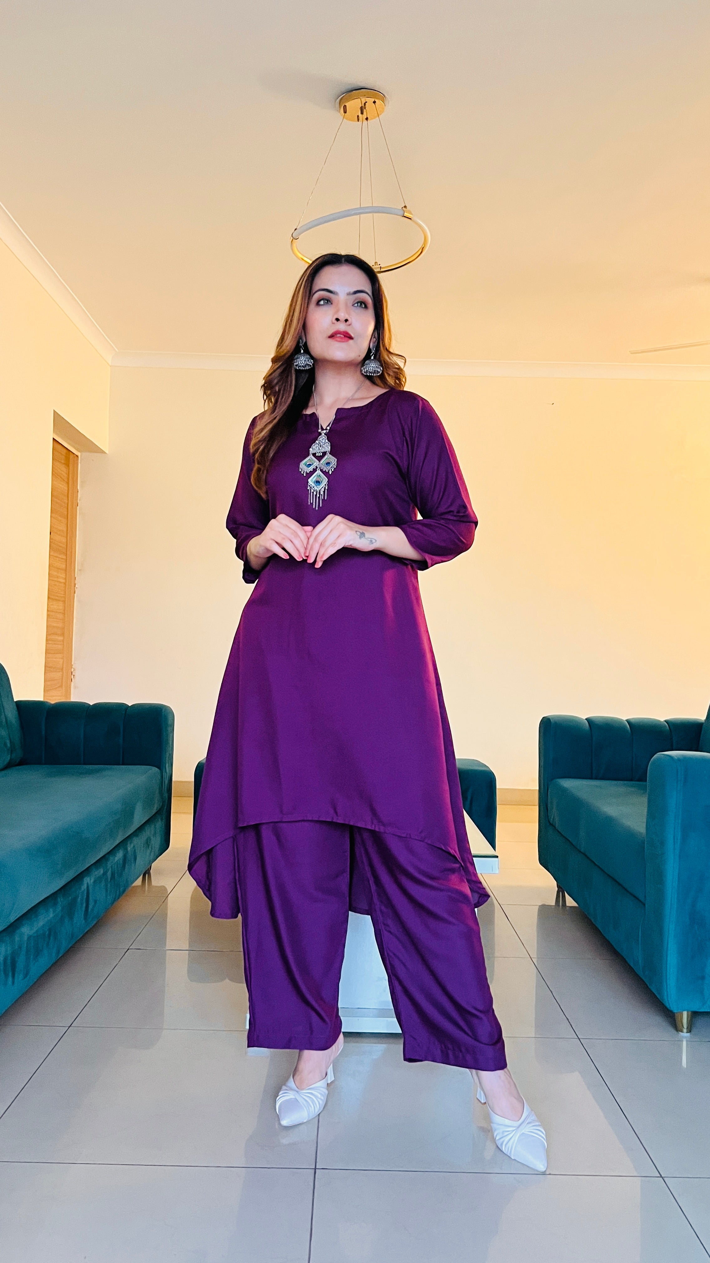 Affordable & classy office wear co-ord set in solid colours,Perfect for lunch & brunch dates .
