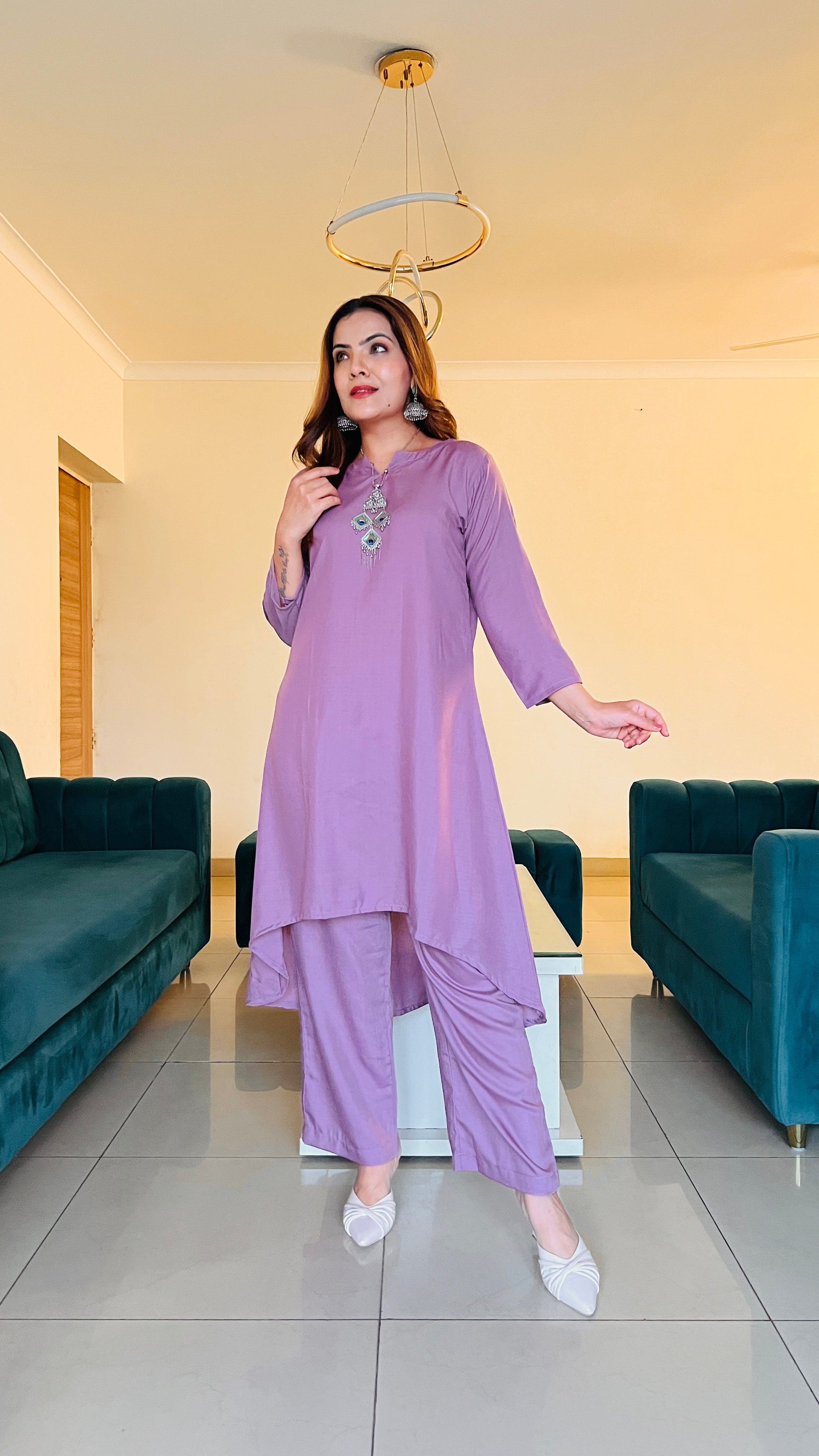 Affordable & classy office wear co-ord set in solid colours,Perfect for lunch & brunch dates .